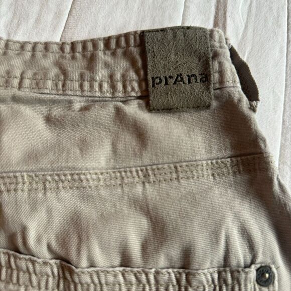 prAna Men's Shorts Size 28 Khaki Gray Organic Cotton Outdoors Breathe Work - Picture 12 of 14